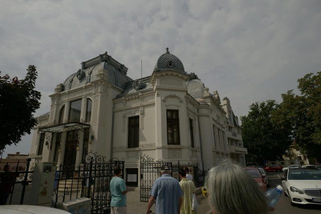 P1004608