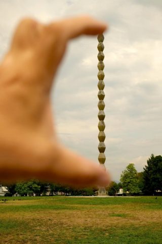 La colonne sans fin de Brancusi à Târgu Jiu